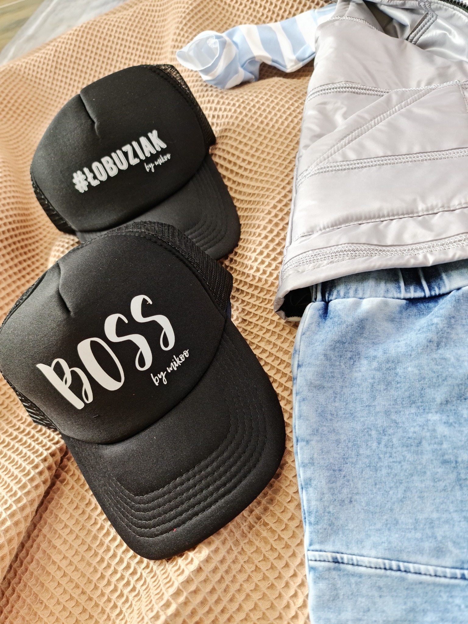 Štýlová šiltovka BOY BOSS, čierna