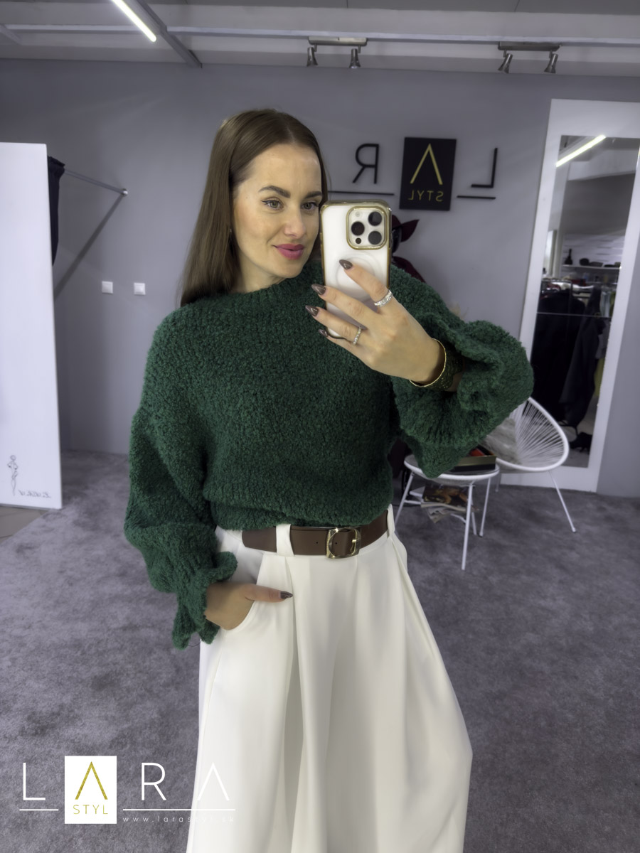 Úpletový sveter s volánikom, zelený