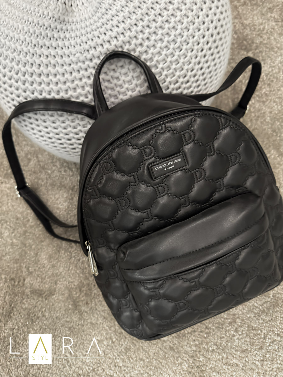 Štýlový batoh, čierny