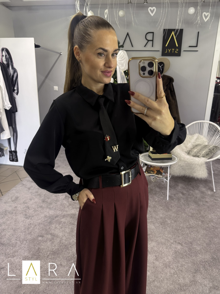 Štýlová košeľa s kravatou, čierna