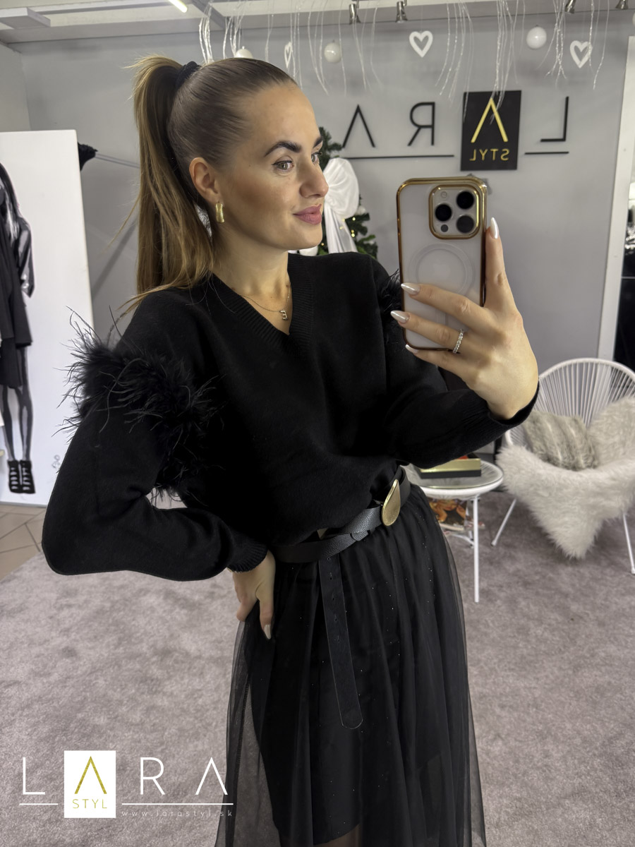 Dámsky pulóver s pierkami, čierny