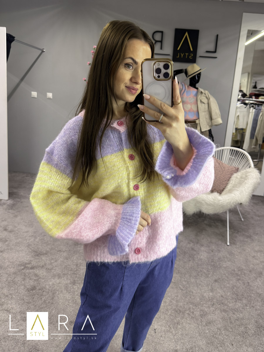 Sveter s volánom na rukáve, ružový